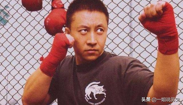 我國第一保鏢李旭:時薪高達28萬,擊穿3公分鋼板只需一根筷子